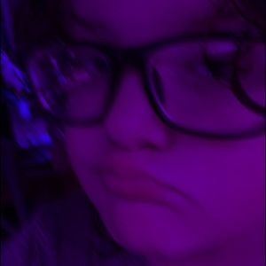 Meet your Posher, Jena